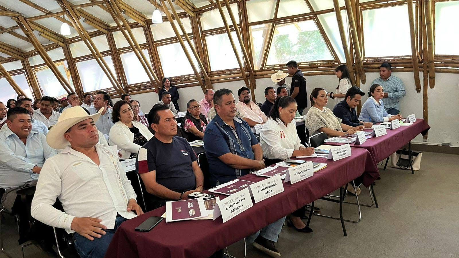 Fortalecer las políticas públicas orientadas al respeto, protección y bienestar de los animales,